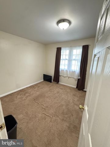 2614 OSBORNE ST, Upper Chichester, PA 19061