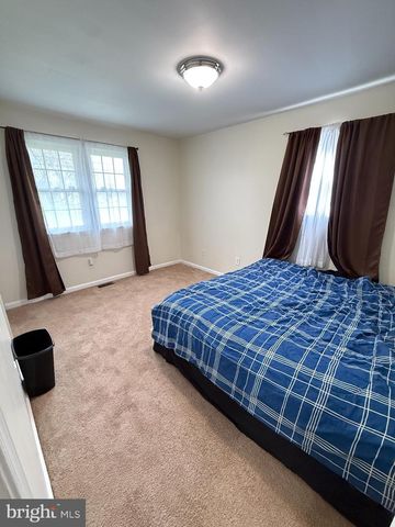 2614 OSBORNE ST, Upper Chichester, PA 19061
