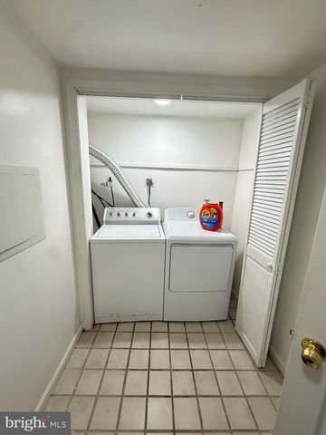 2614 OSBORNE ST, Upper Chichester, PA 19061