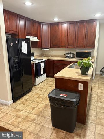 2614 OSBORNE ST, Upper Chichester, PA 19061