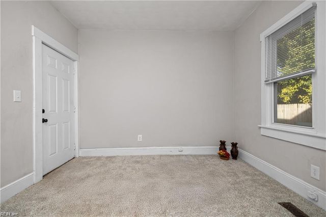 868 W 36th ST, Norfolk, VA 23508