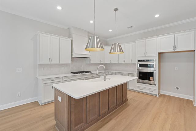 83 Condor Ct, Pawleys Island, SC 29585