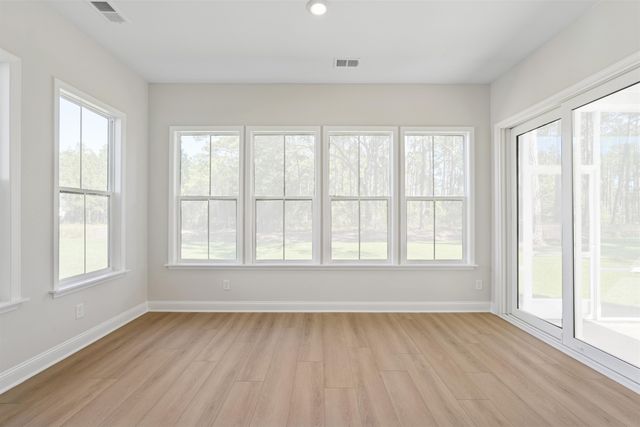 83 Condor Ct, Pawleys Island, SC 29585