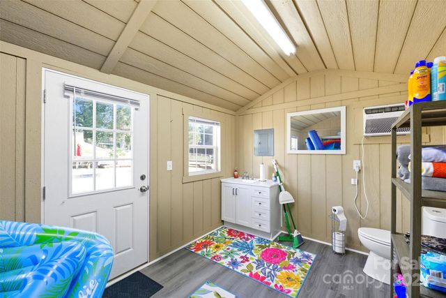 133 Lewis Farm Road, Bessemer City, NC 28016