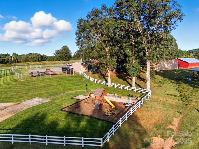 133 Lewis Farm Road, Bessemer City, NC 28016