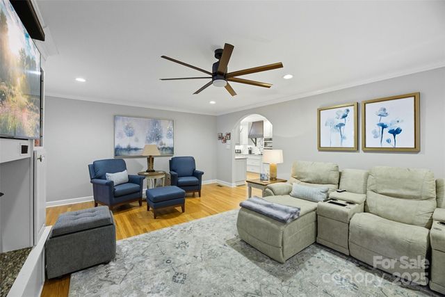 133 Lewis Farm Road, Bessemer City, NC 28016