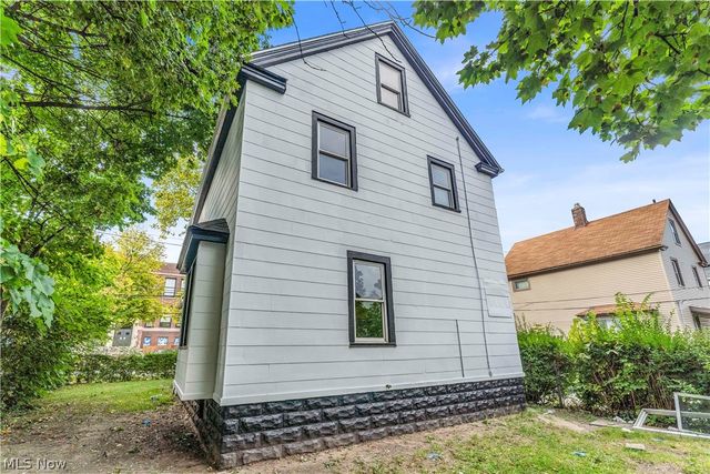 3514 Leopold Avenue, Cleveland, OH 44109