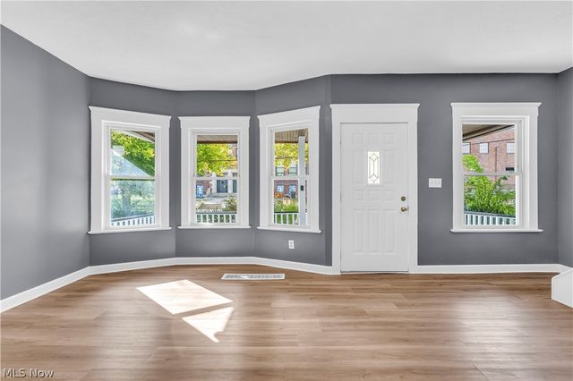3514 Leopold Avenue, Cleveland, OH 44109