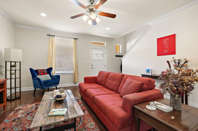 6708 Menchaca RD 10, Austin, TX 78745