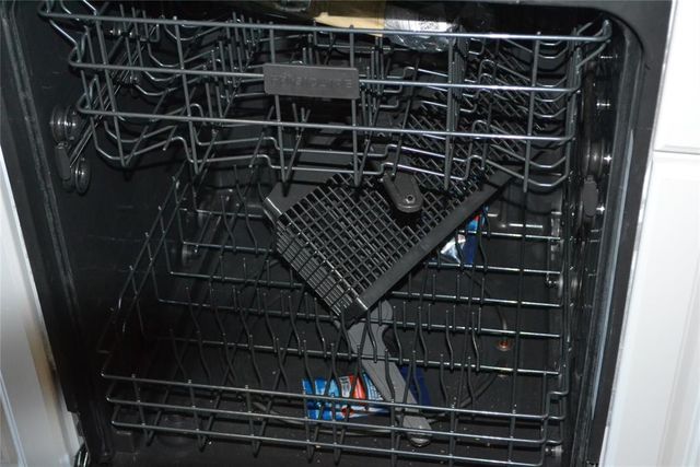 619 Peppertree Lane, Midwest City, OK 73110