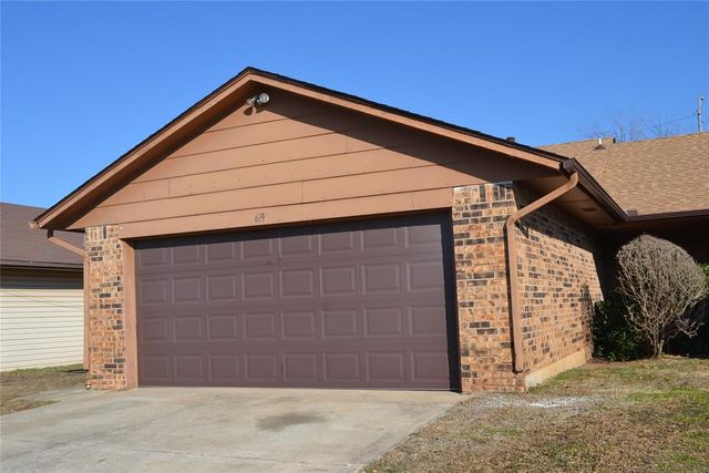 619 Peppertree Lane, Midwest City, OK 73110