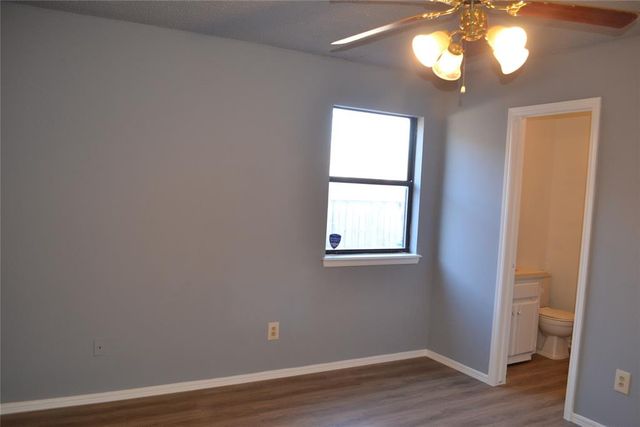 619 Peppertree Lane, Midwest City, OK 73110