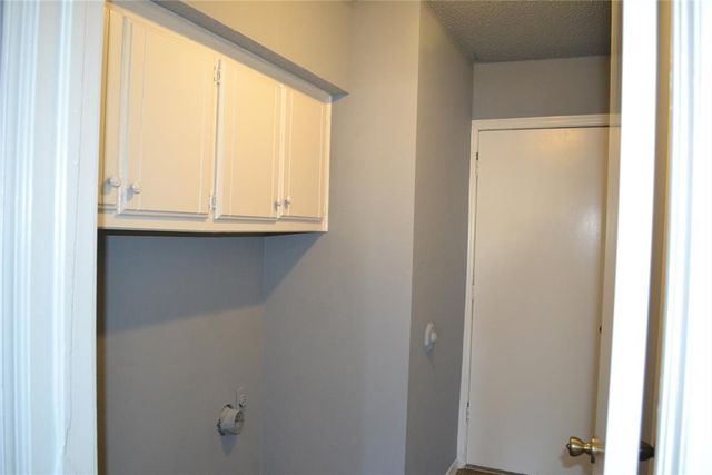 619 Peppertree Lane, Midwest City, OK 73110