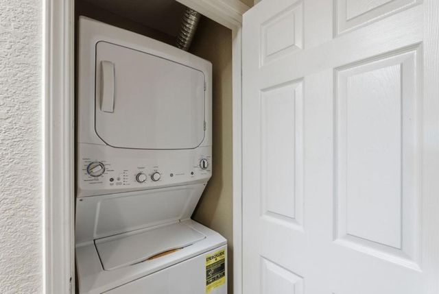 880 E Fremont Avenue 624, Sunnyvale, CA 94087