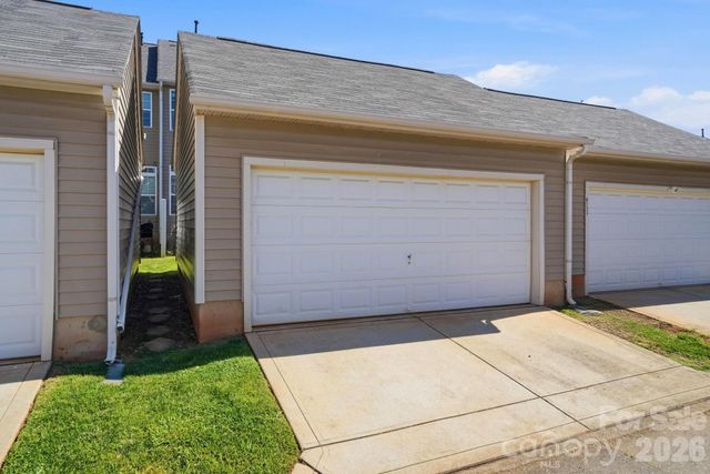 8157 Bridgegate Drive, Huntersville, NC 28078