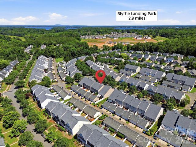 8157 Bridgegate Drive, Huntersville, NC 28078