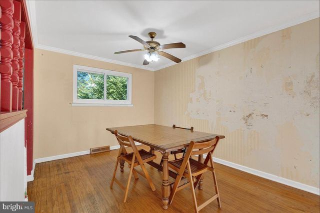 1404 HAMPTON LN, Warminster, PA 18974