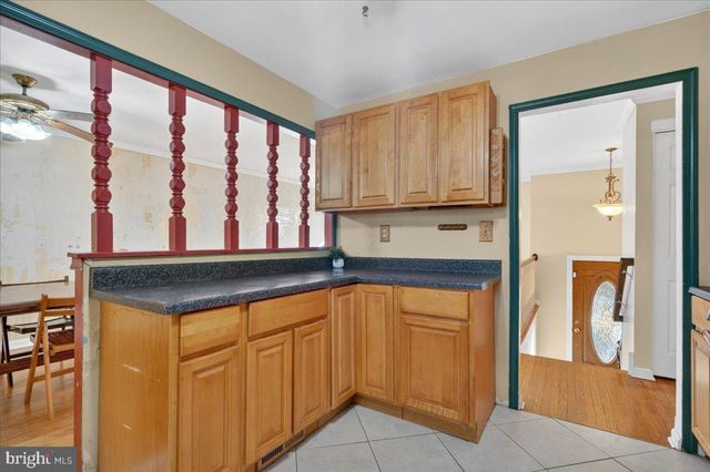 1404 HAMPTON LN, Warminster, PA 18974
