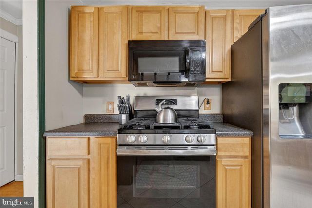 1404 HAMPTON LN, Warminster, PA 18974