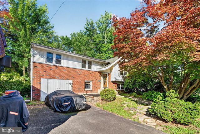 1404 HAMPTON LN, Warminster, PA 18974