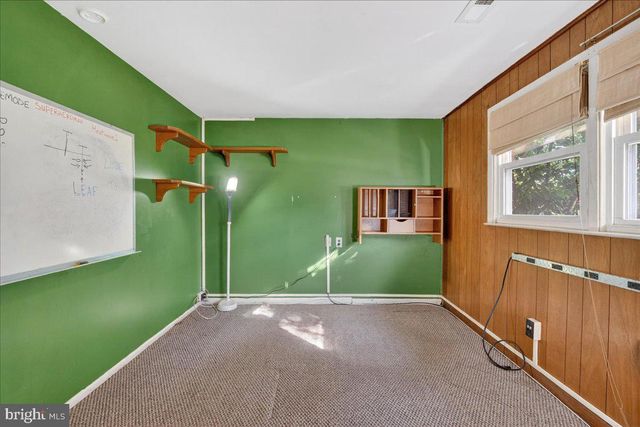 1404 HAMPTON LN, Warminster, PA 18974