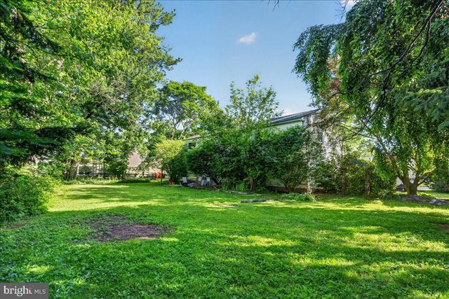 1404 HAMPTON LN, Warminster, PA 18974