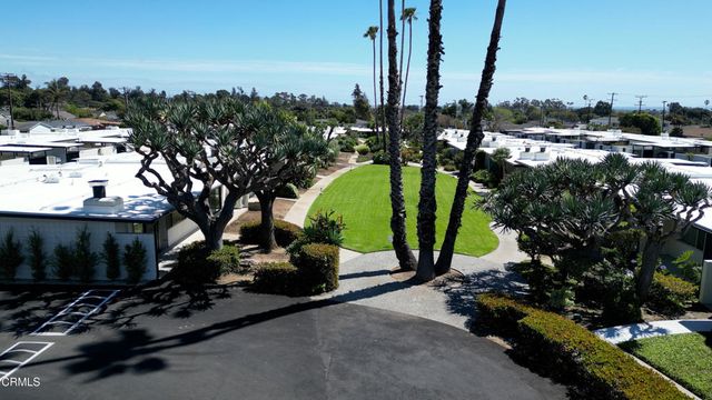 61 B Redwood Avenue, Ventura, CA 93003