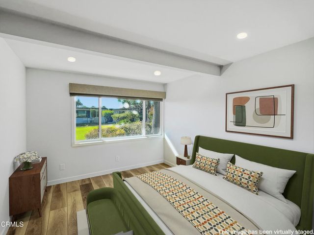 61 B Redwood Avenue, Ventura, CA 93003