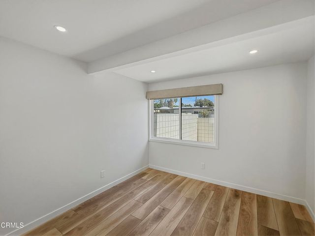 61 B Redwood Avenue, Ventura, CA 93003
