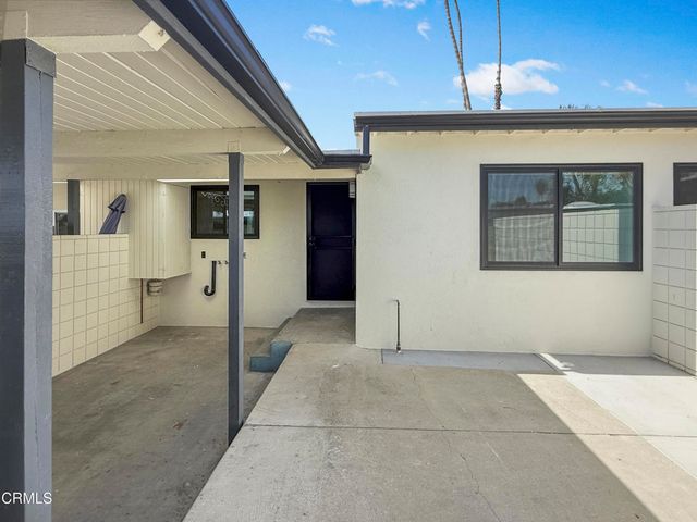 61 B Redwood Avenue, Ventura, CA 93003