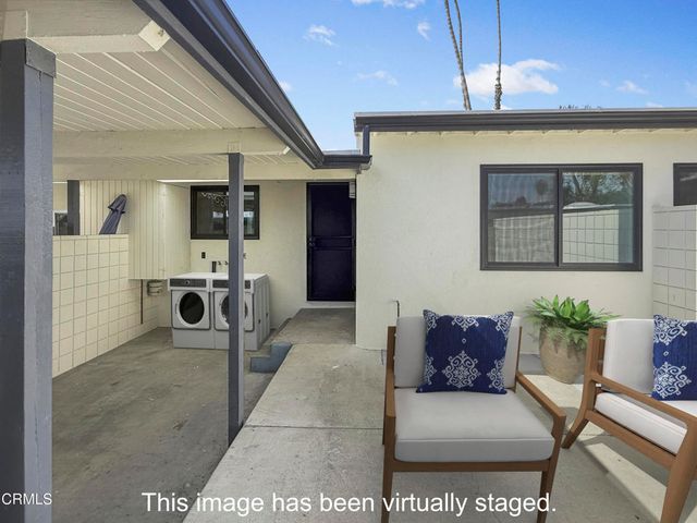 61 B Redwood Avenue, Ventura, CA 93003