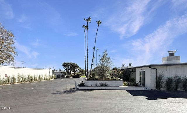 61 B Redwood Avenue, Ventura, CA 93003