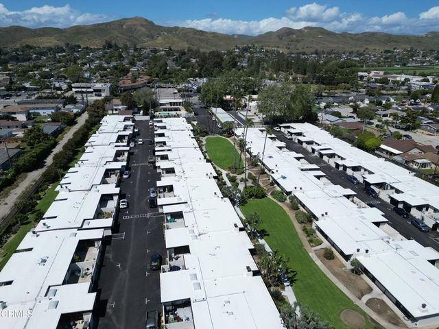 61 B Redwood Avenue, Ventura, CA 93003