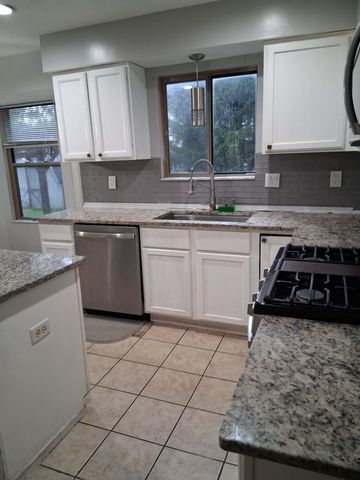 4838 Grove Pointe Drive, Groveport, OH 43125