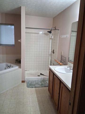 4838 Grove Pointe Drive, Groveport, OH 43125