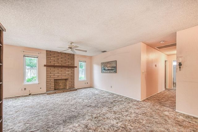 3145 Sylmar Avenue, Clovis, CA 93612