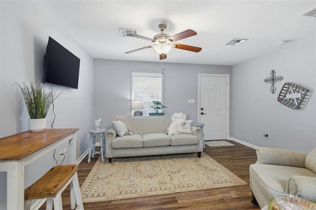 406 Neely Road, Westlake, LA 70669