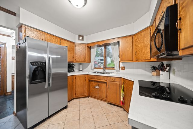 3138 12th Avenue, Moline, IL 61265