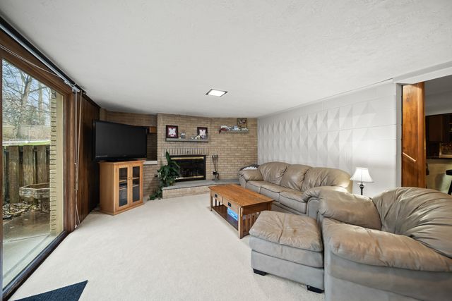 3138 12th Avenue, Moline, IL 61265