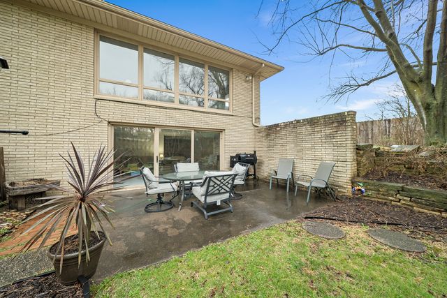 3138 12th Avenue, Moline, IL 61265