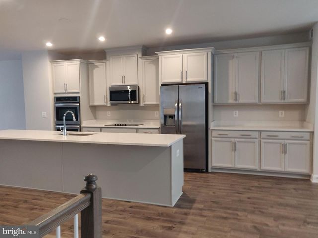 10568 WATERBURY WOODS WAY,, Manassas, VA 20112