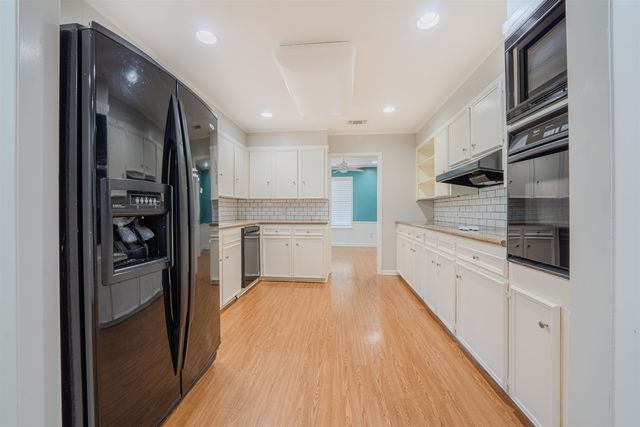 507 Sheffield Dr, Longview, TX 75605