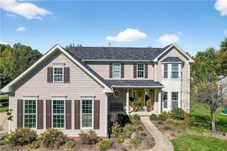 1561 Strauss Lane, Twinsburg, OH 44087