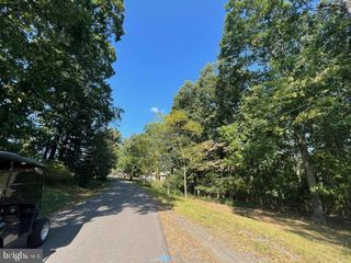 1280 DOE DR, Auburn, PA 17922