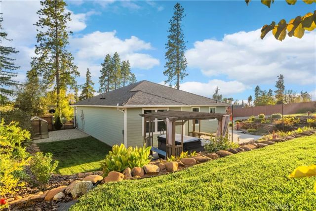 699 Edwards Lane, Paradise, CA 95969
