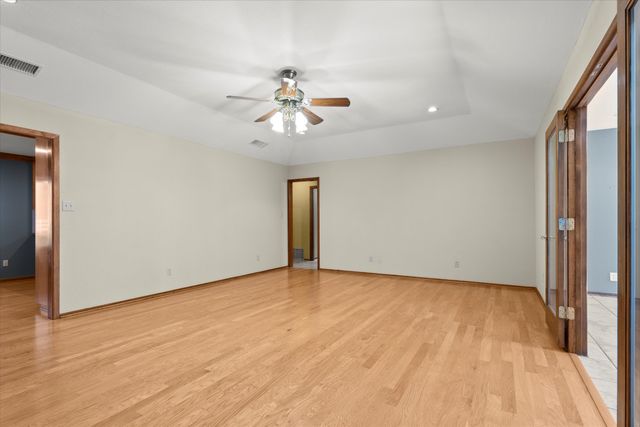 741 Barton Lane, Levelland, TX 79336