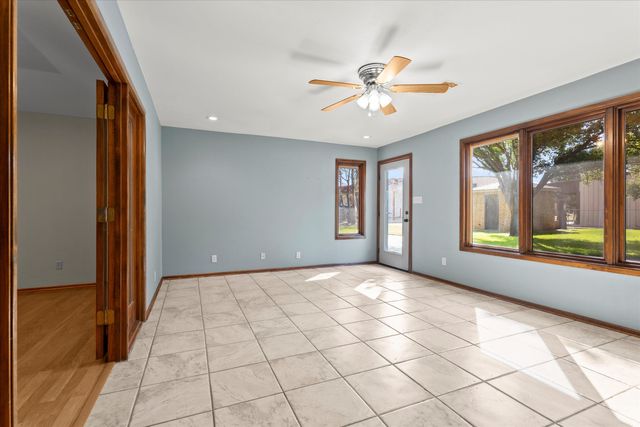 741 Barton Lane, Levelland, TX 79336