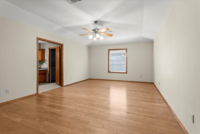 741 Barton Lane, Levelland, TX 79336