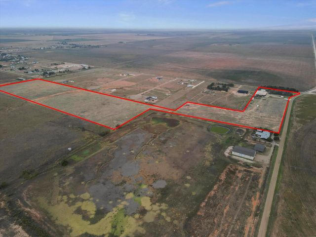 741 Barton Lane, Levelland, TX 79336