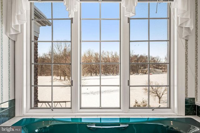 220 SASSAMANSVILLE RD, Gilbertsville, PA 19525